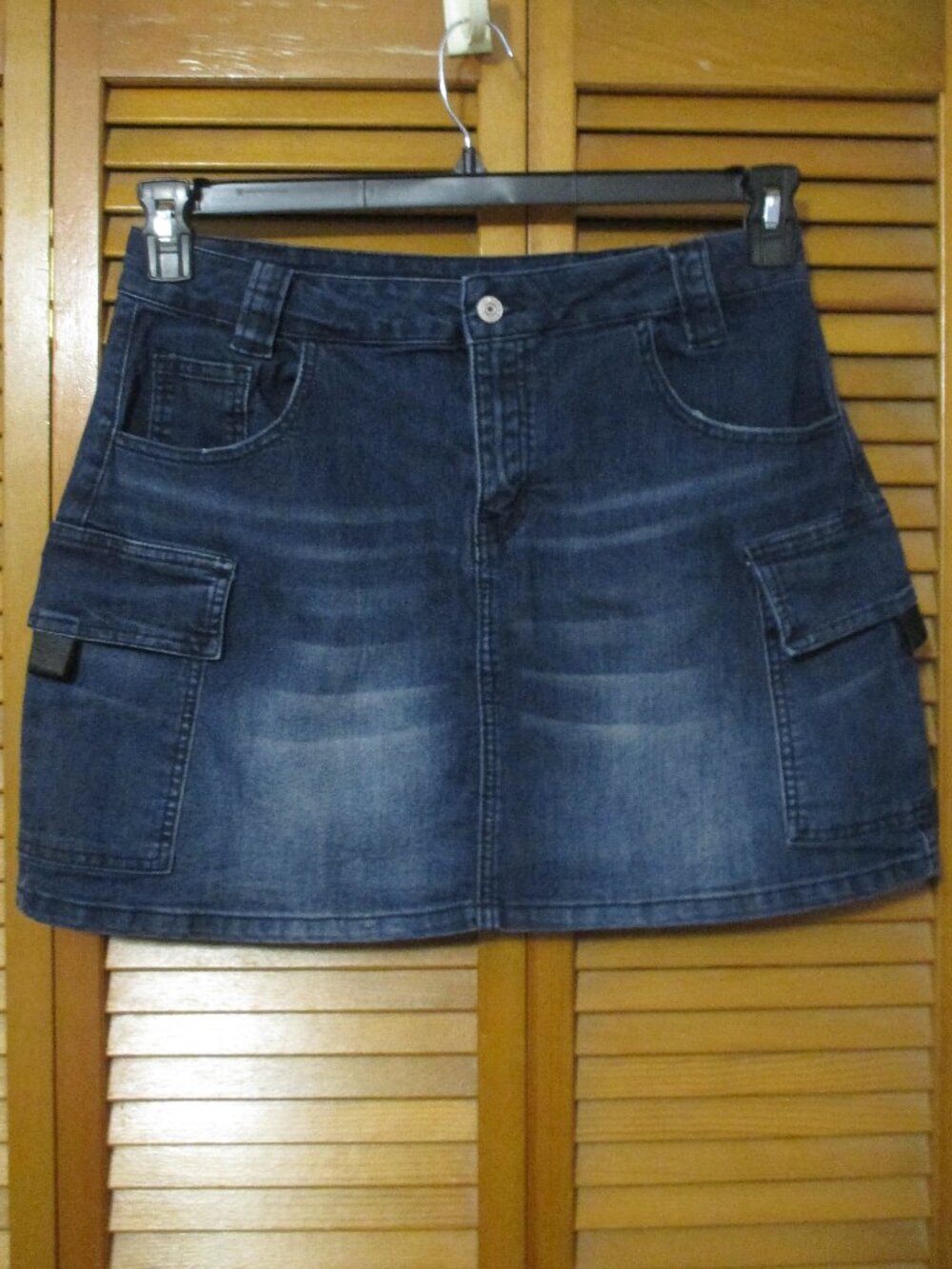 Almost Famous jean skirt Y2K with cargo pockets size L/XL